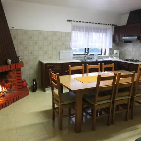 Spacious, Sunny Appartement *