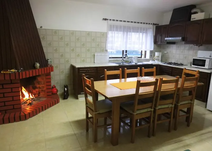 Spacious, Sunny Appartamento *