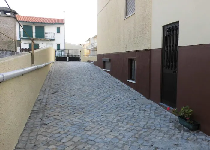 Spacious, Sunny Vieira de Leiria